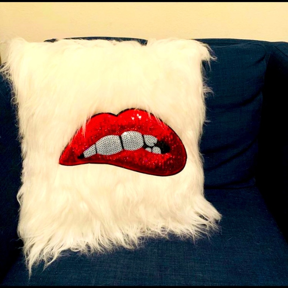 Brand New White faux fur pillow w/sequin lips